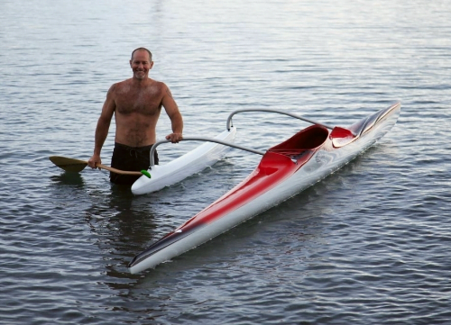 Single And Double Canoes Keaukaha Canoe Club Hilo Hawaii Paddling